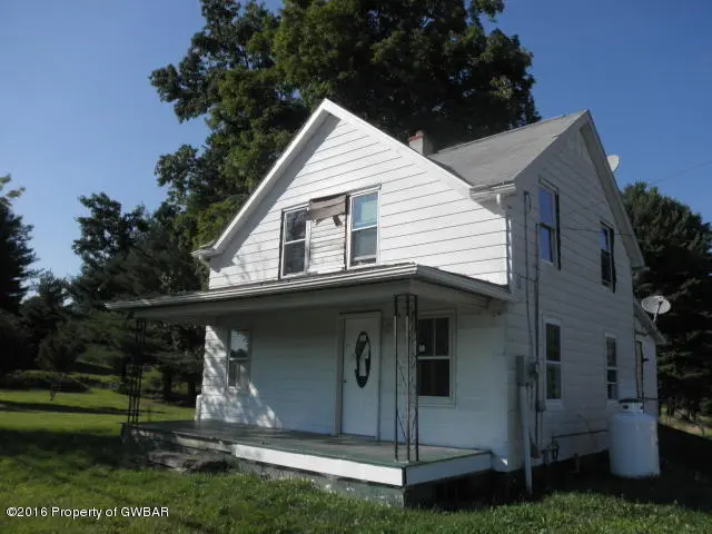 24 GRANGE HALL Road, Shickshinny in Shickshinny