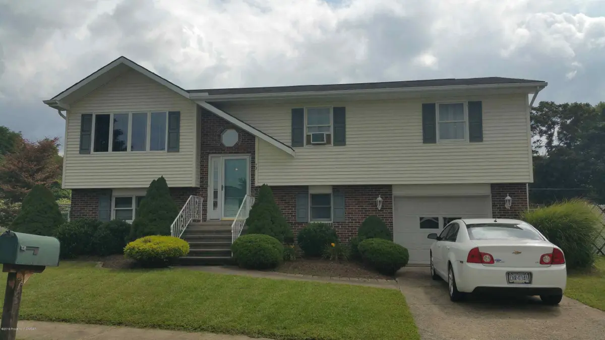 73 BROGAN Circle, Wilkes-Barre in Wilkes-Barre