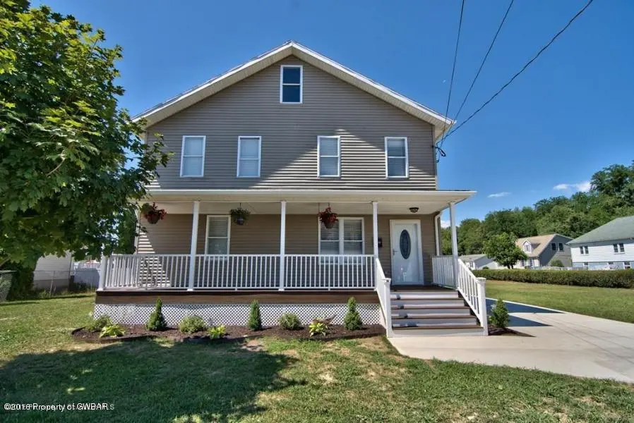 423 WILSON Street, Exeter in Exeter
