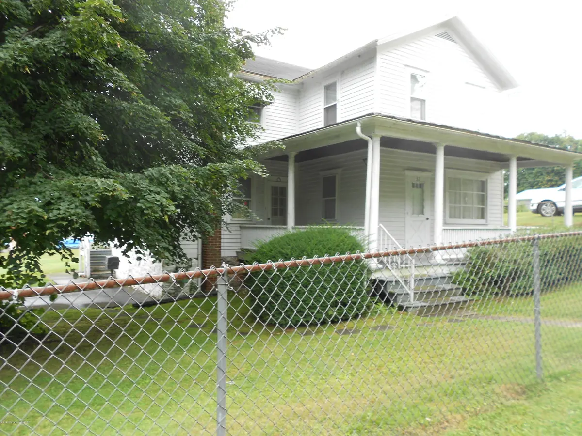 32 Morgan Street, Larksville in Larksville