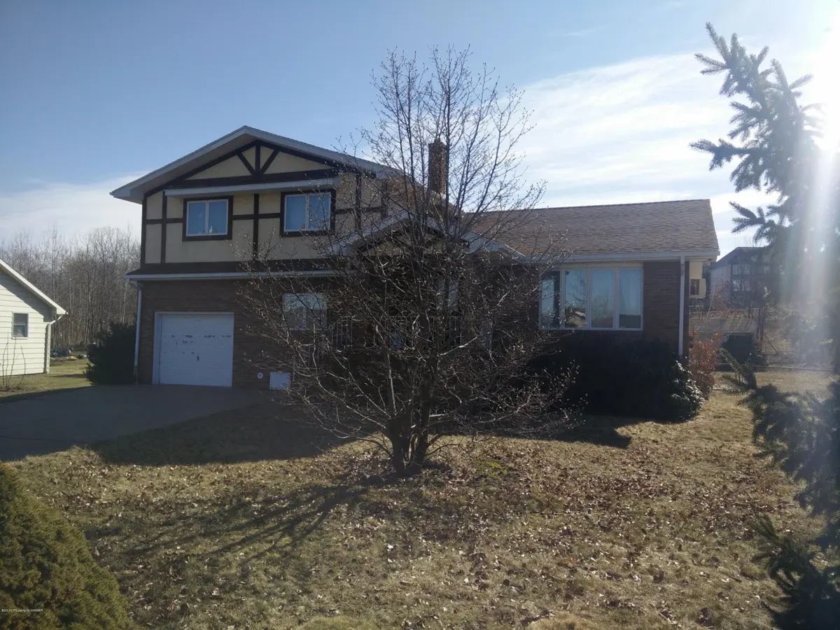 11 SKYTOP Drive, Dupont in Dupont
