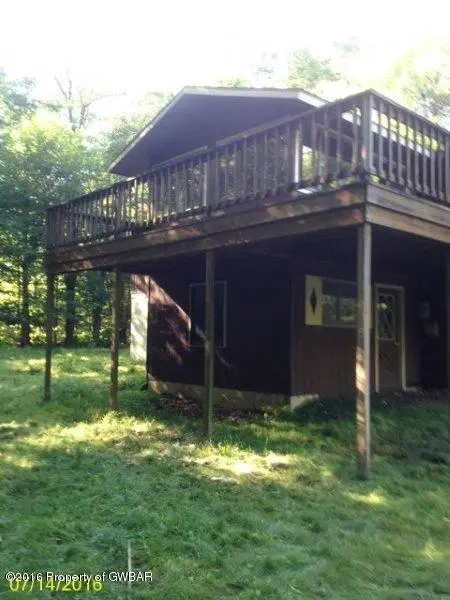 1617 STAG, Pocono Lake in Pocono Lake