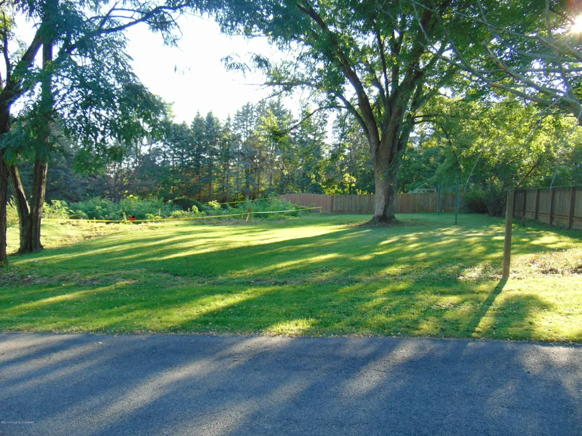 8 Gateway Road, Sugarloaf in Sugarloaf
