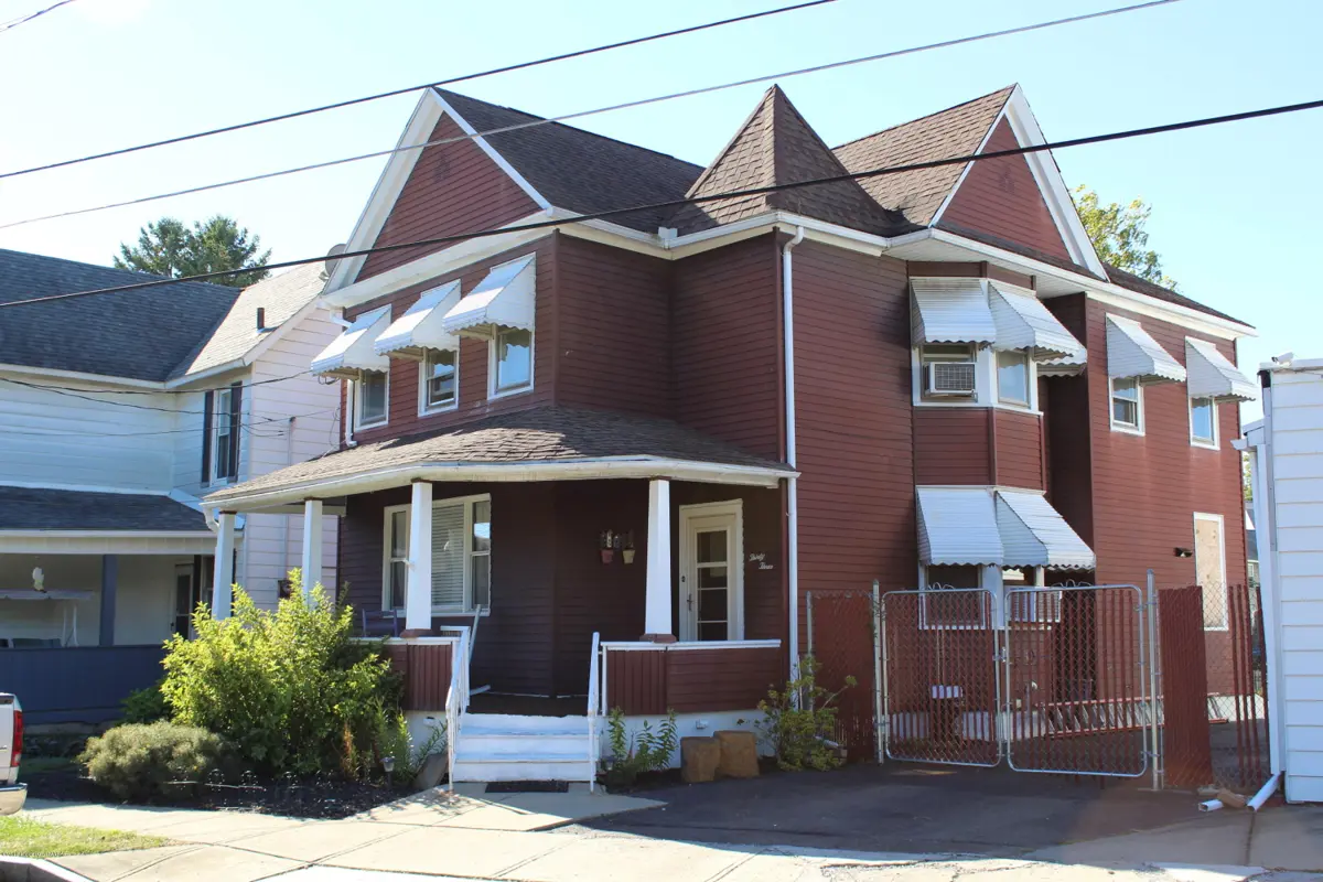 33 COVELL Street, Wilkes-Barre in Wilkes-Barre