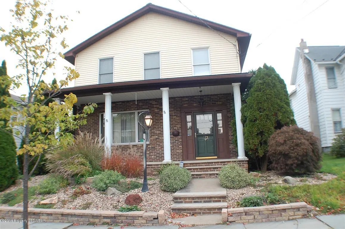 34 Washington Street, West Pittston in West Pittston