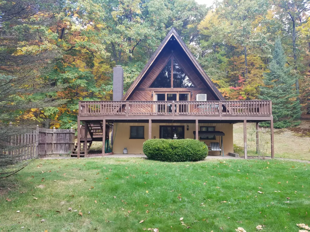 237 OAKDALE Drive, Hunlock Creek in Hunlock Creek