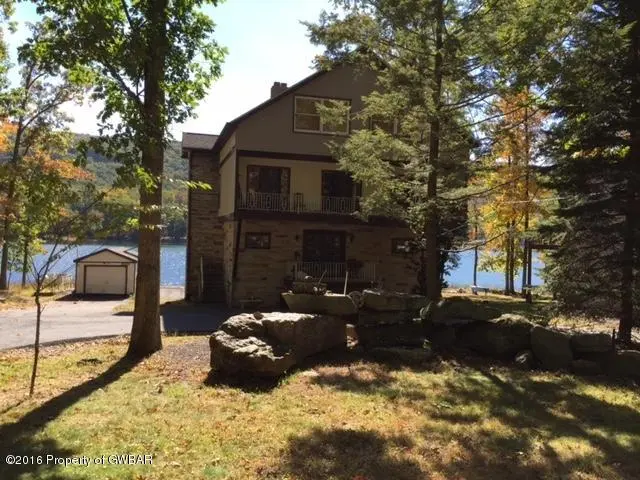 298 W LAKE VALLEY Drive, Hazleton in Hazleton