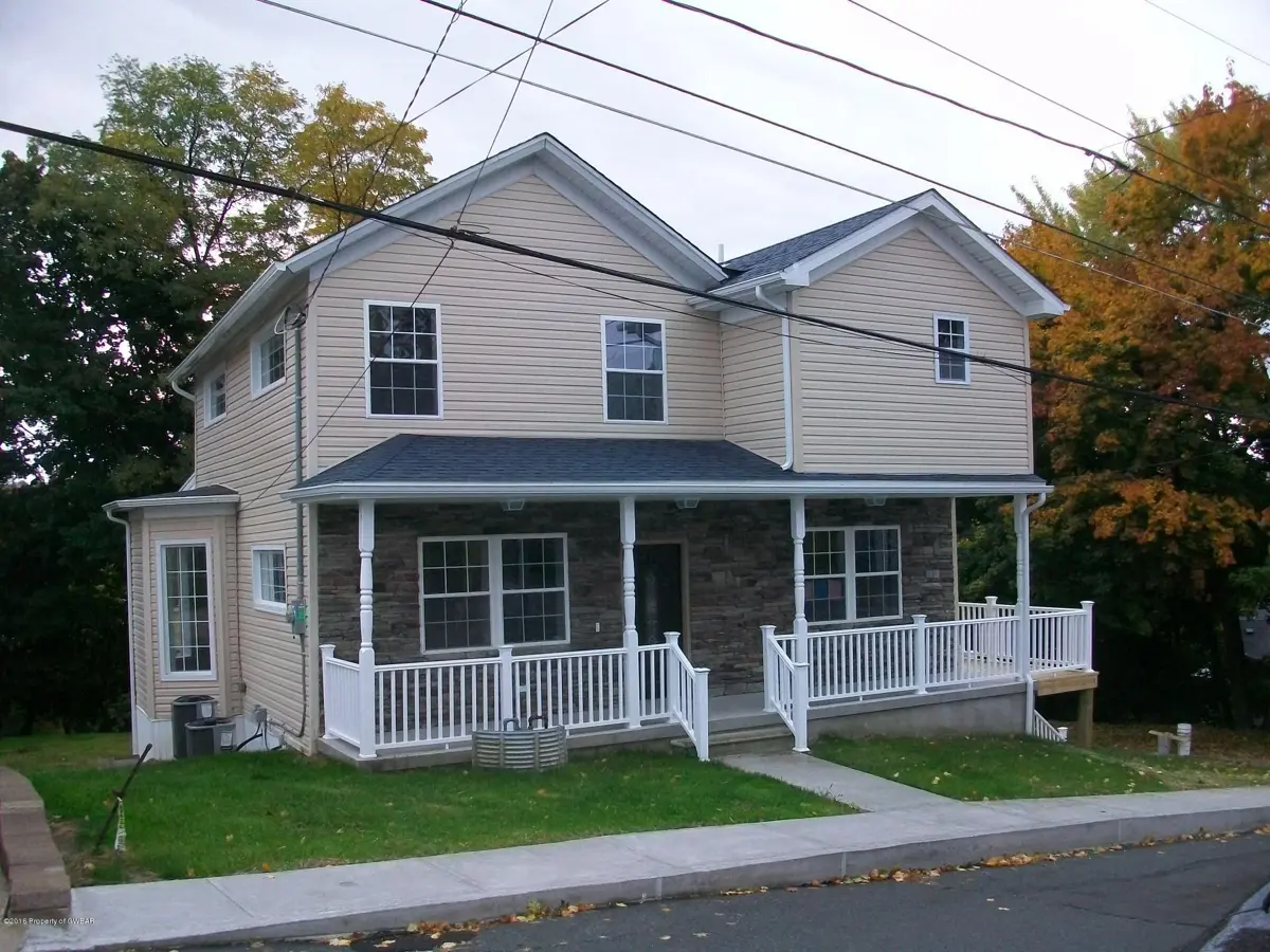 180 TOMPKINS Street, Pittston in Pittston