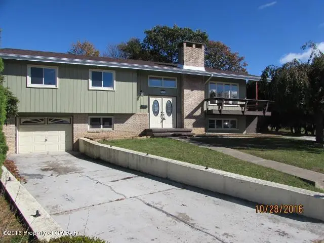 337 CANDLEWOOD Circle, Hazleton in Hazleton
