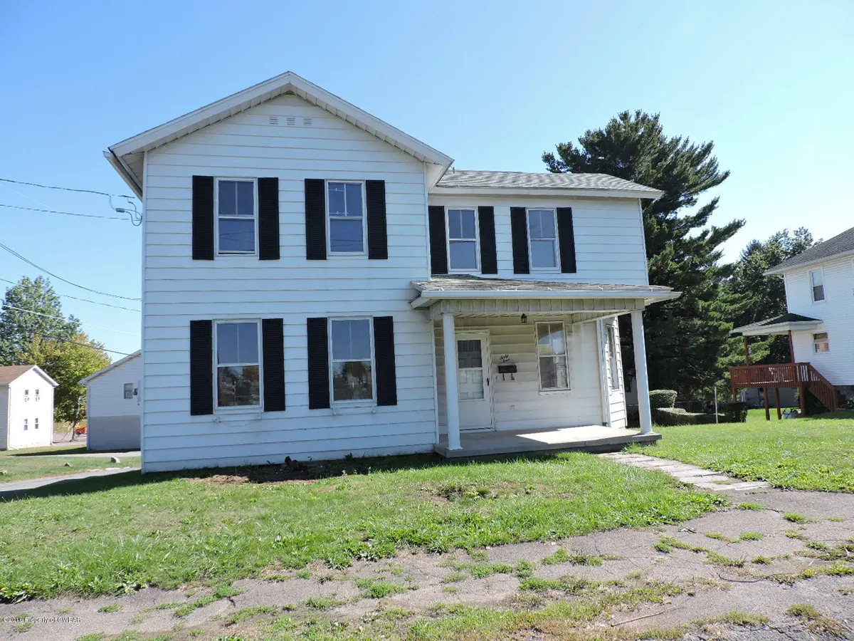 64 CENTER Street, Hughestown in Hughestown