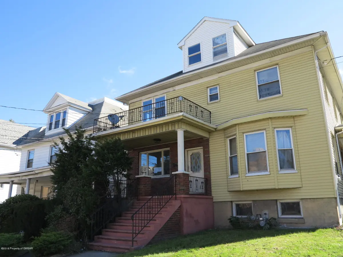 252 S MAIN Street, Pittston in Pittston