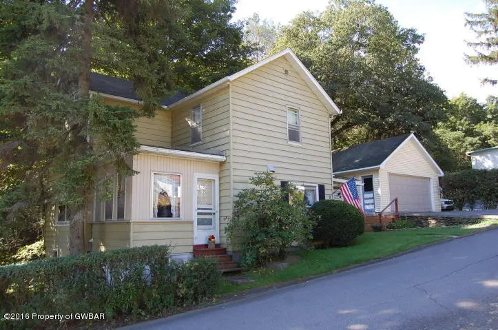 37 GLEN Avenue, Shickshinny in Shickshinny