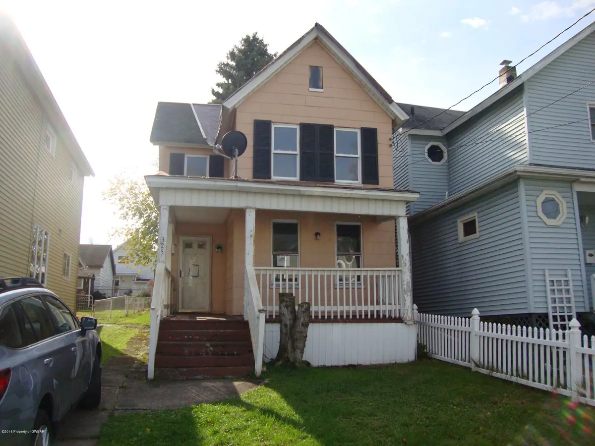 325 Ferdinand Street, Scranton in Scranton