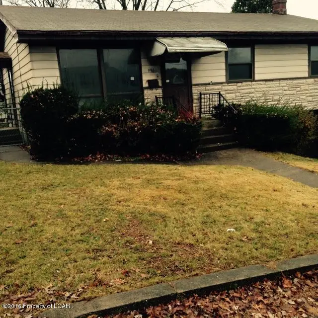 996 Parkwood, Hazleton in Hazleton