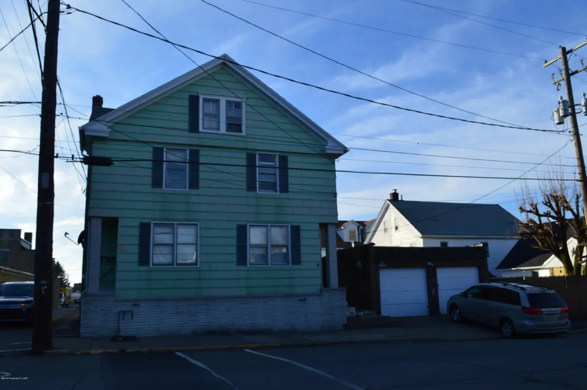 102 N WAYNE Street, Hazleton in Hazleton