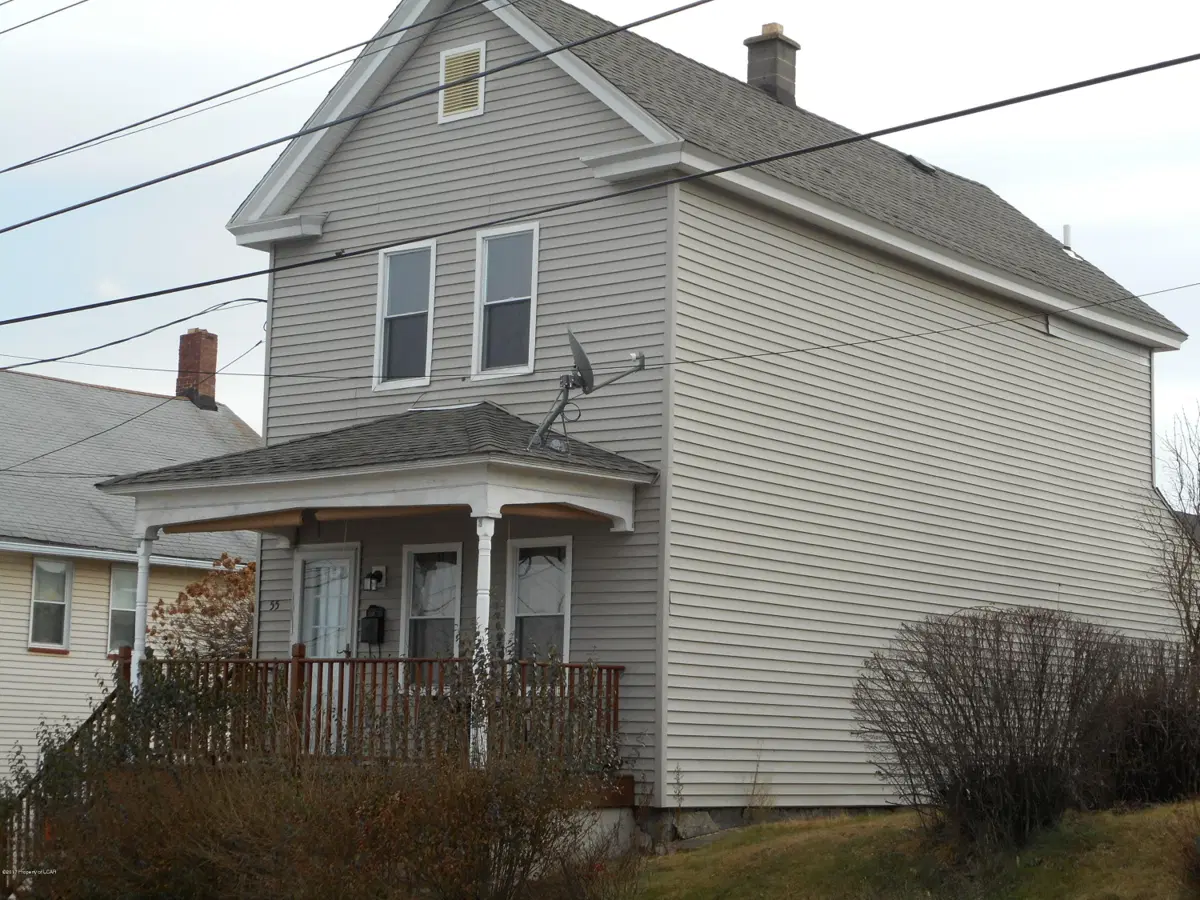 55 W Field Street, Nanticoke in Nanticoke