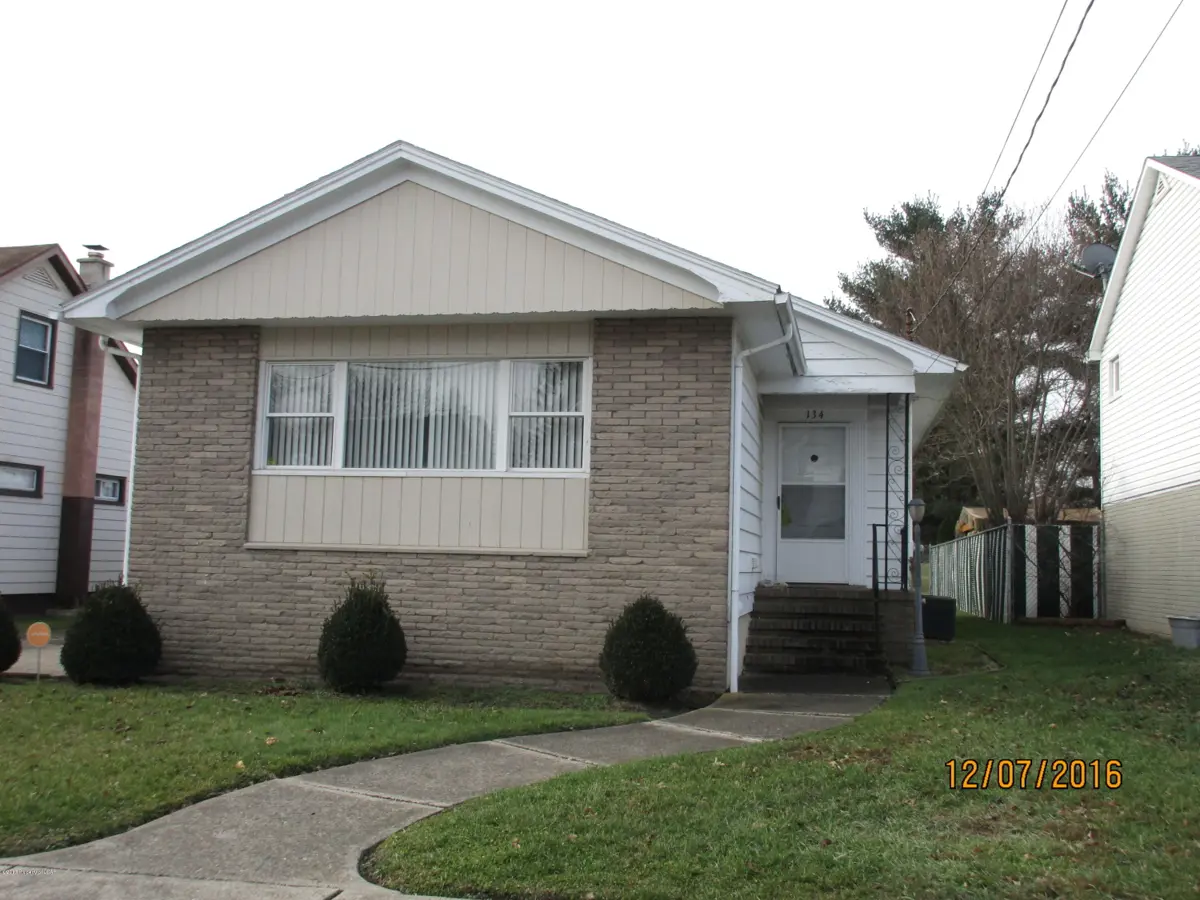 134 Roosevelt Street, Edwardsville in Edwardsville