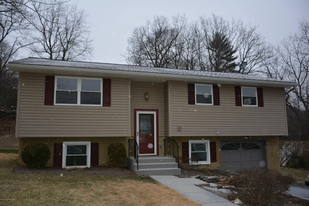 118 LEE Lane, West Pittston in West Pittston