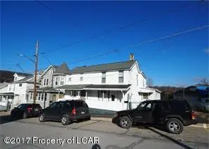 145-147 1st Street, Coaldale in Coaldale