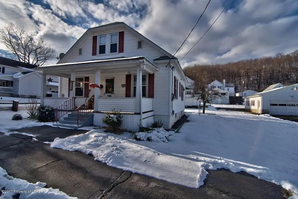 401 Depew Avenue, Mayfield in Mayfield