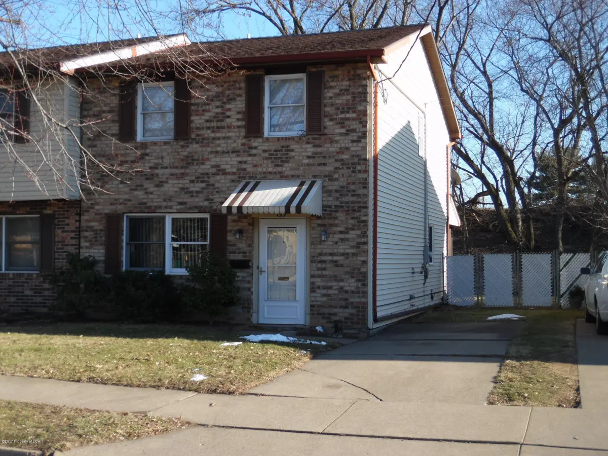 129 N Gates Avenue, Kingston in Kingston
