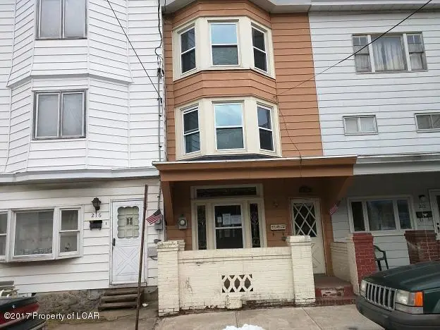 214 E LLOYD Street, Shenandoah in Shenandoah