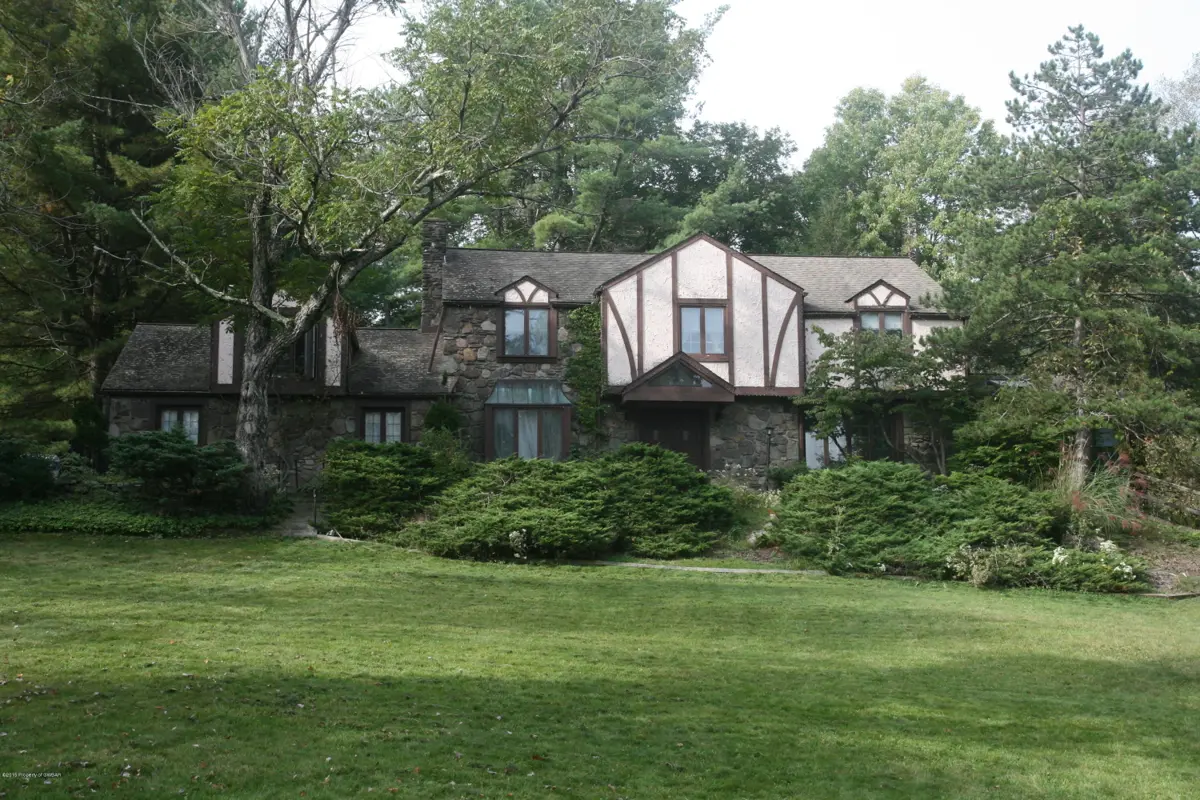 117 WELLINGTON Drive, Shavertown in Shavertown