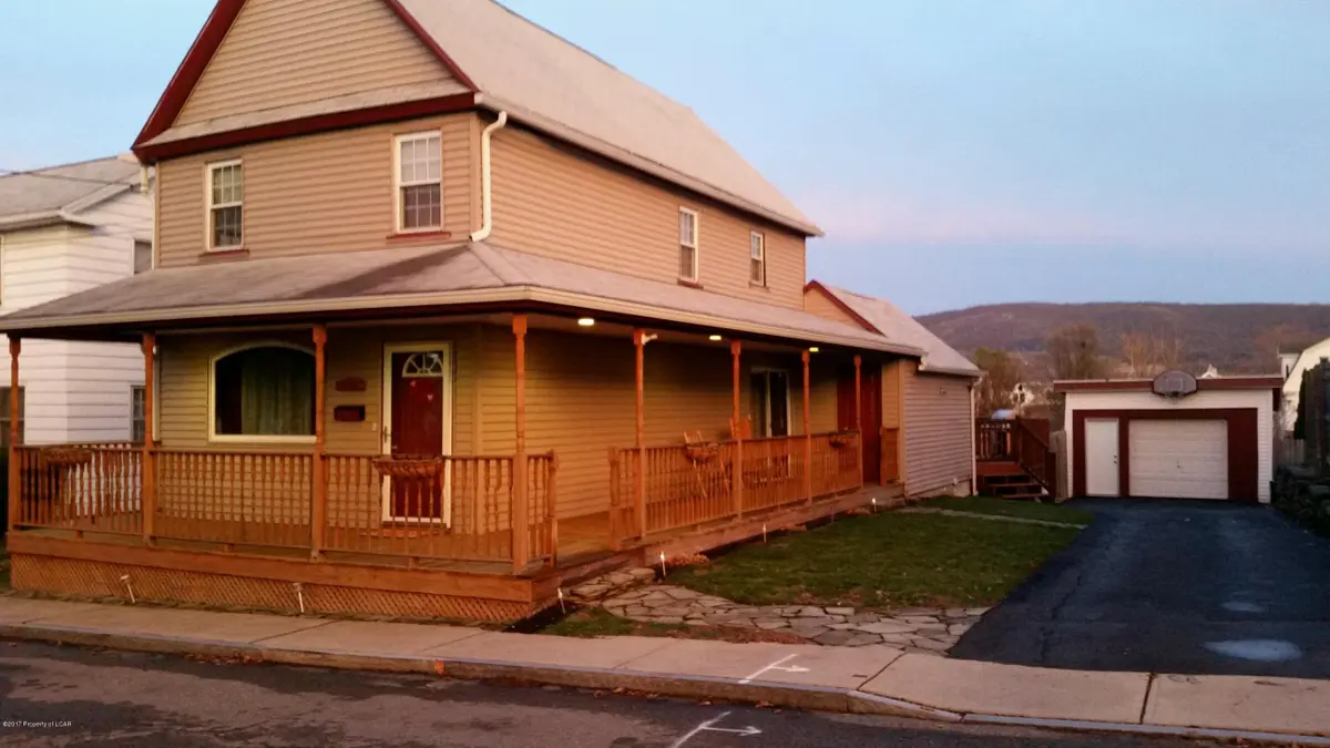 8 PHOENIX Street, Wilkes-Barre in Wilkes-Barre