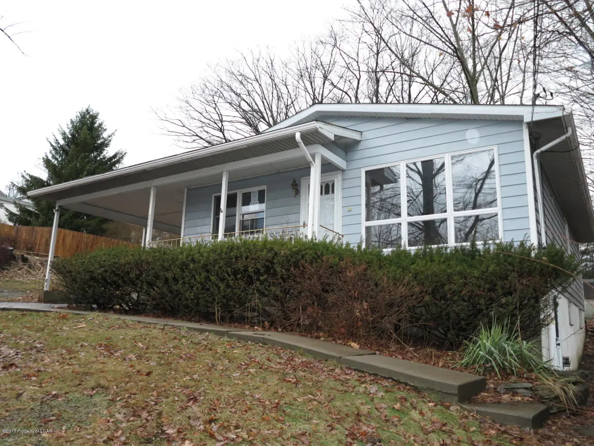 208 Grand Avenue, Clarks Summit in Clarks Summit
