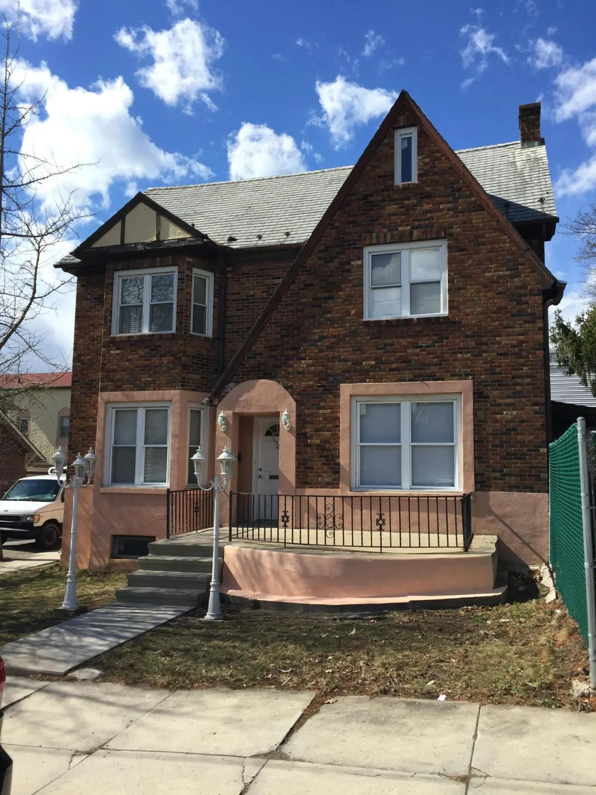 222 N Wyoming Street, Hazleton in Hazleton