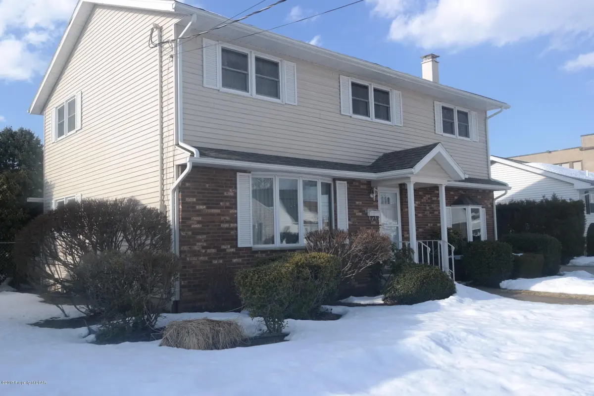 160 Hemlock Street, Swoyersville in Swoyersville
