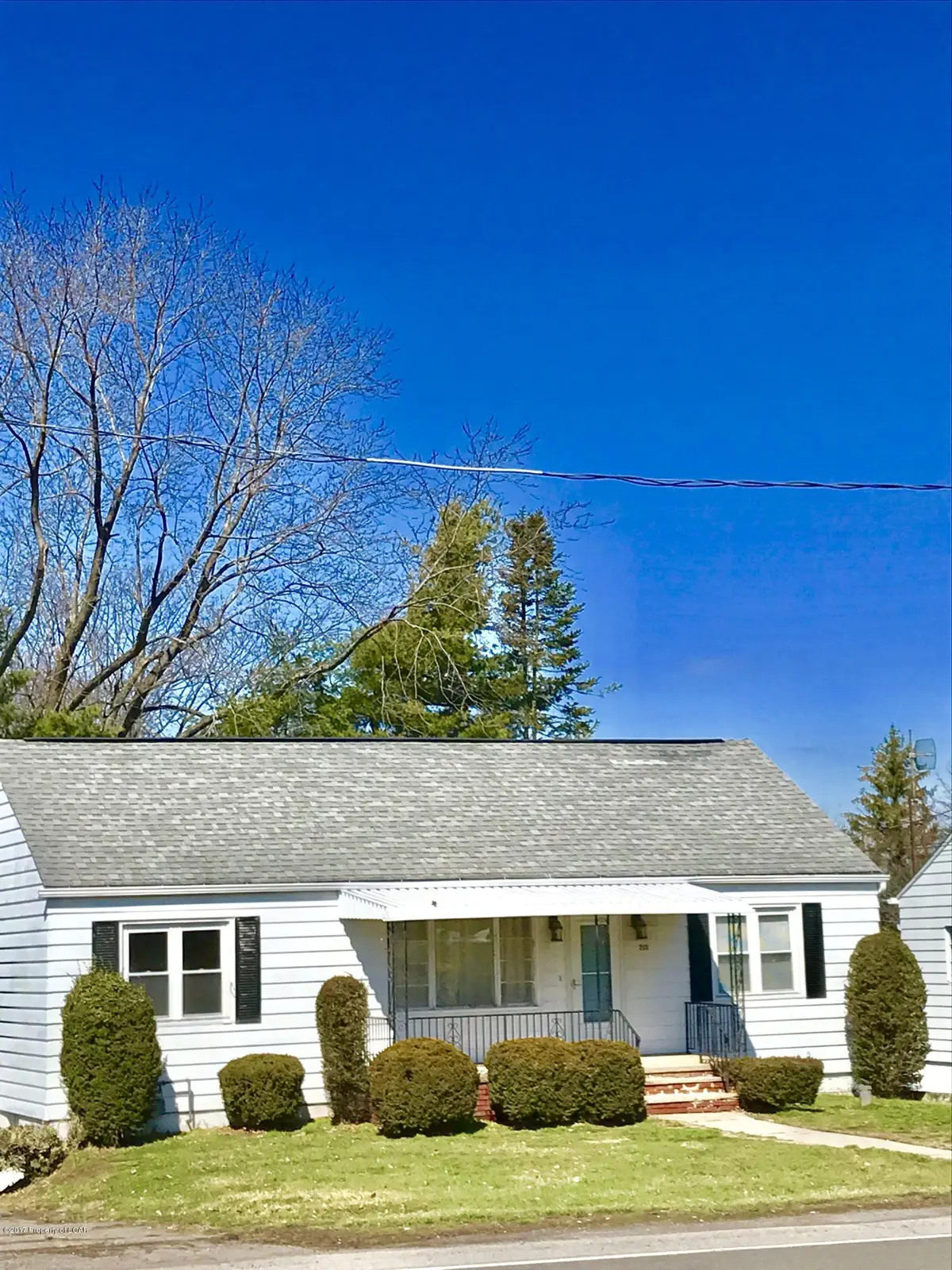 299 S Mountain Boulevard, Mountain Top in Mountain Top