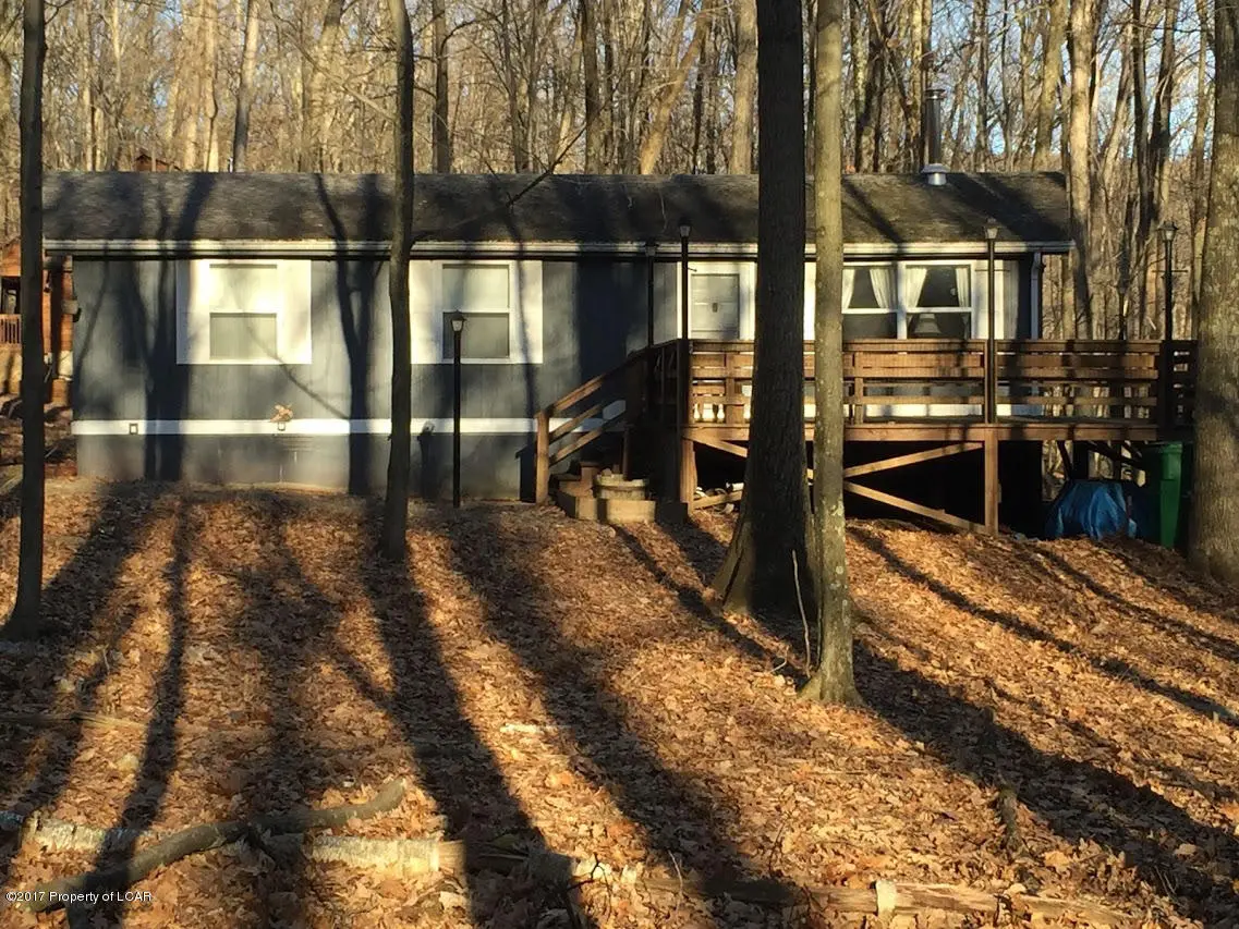 252 Iriquois Circle, Hazle Township in Hazle Township
