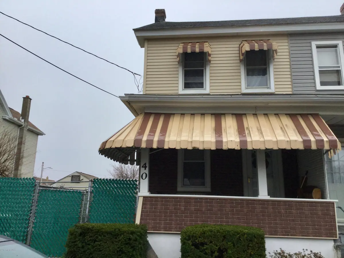 40 E Maple Street, Tresckow in Tresckow