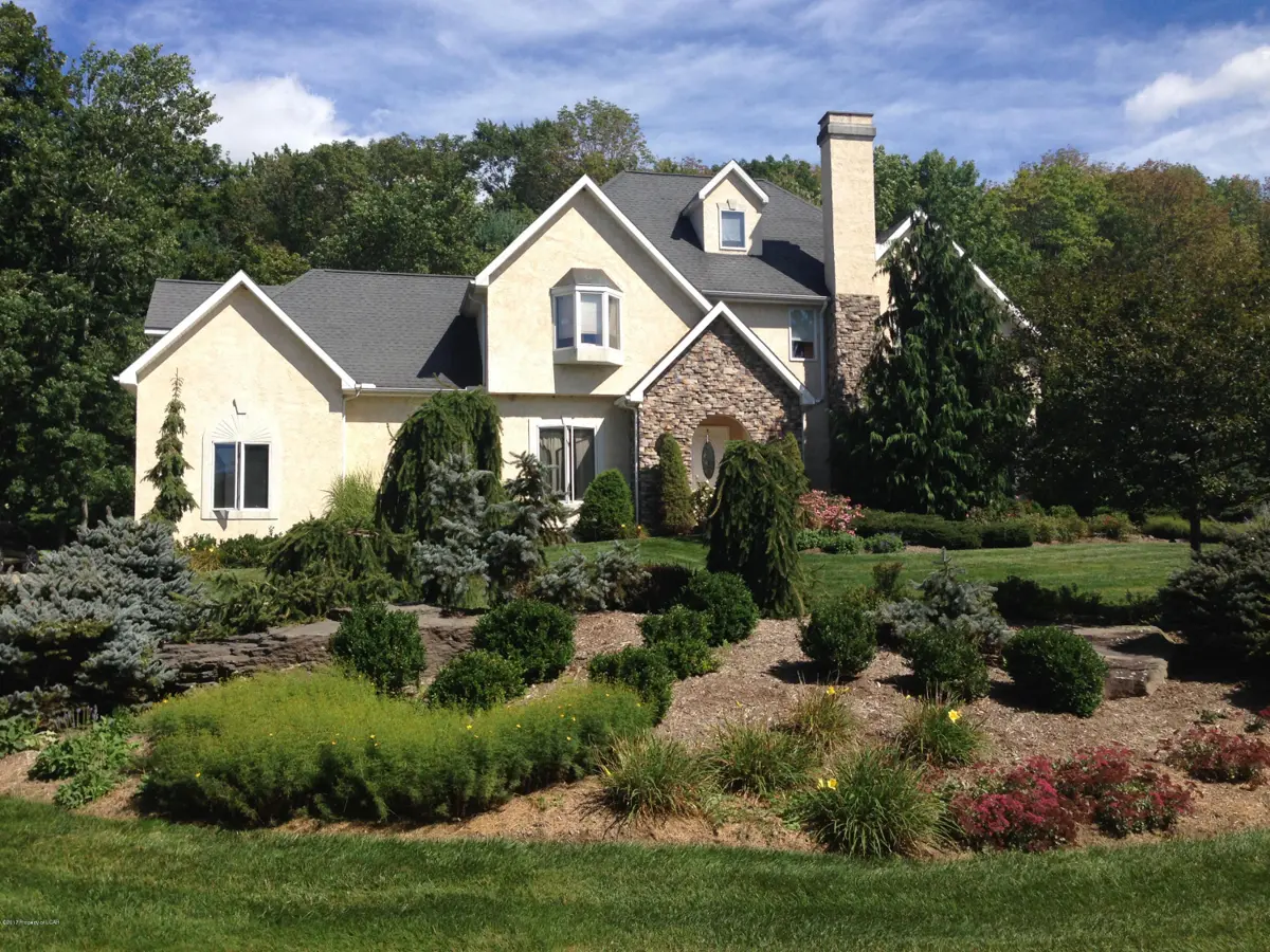 26 Sara Drive, Shavertown in Shavertown