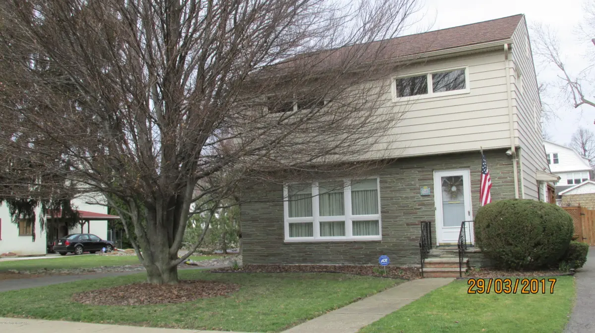 560 Meadowland Avenue, Kingston in Kingston