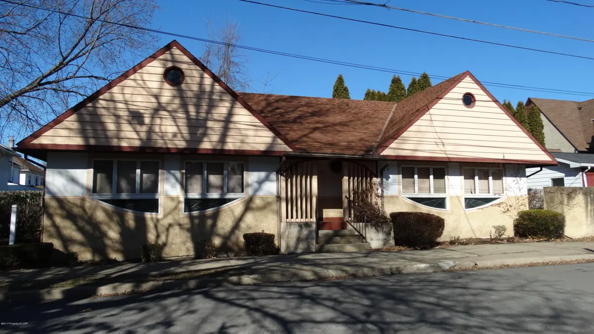 450 Warren Avenue, Kingston in Kingston
