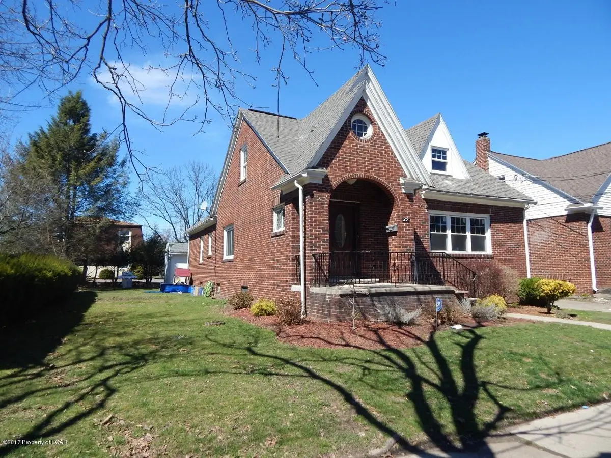 29 N Dawes Avenue, Kingston in Kingston