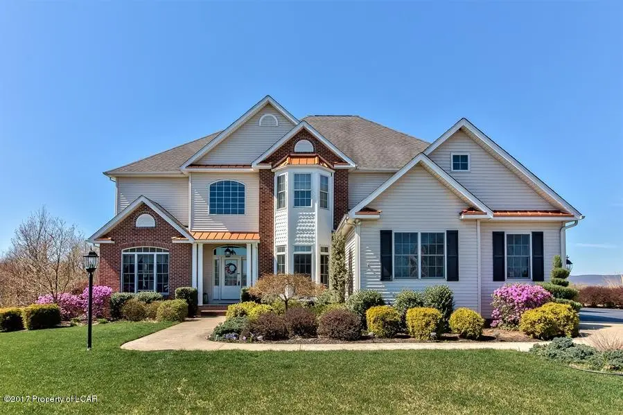 15 Cambridge Circle, Pittston in Pittston