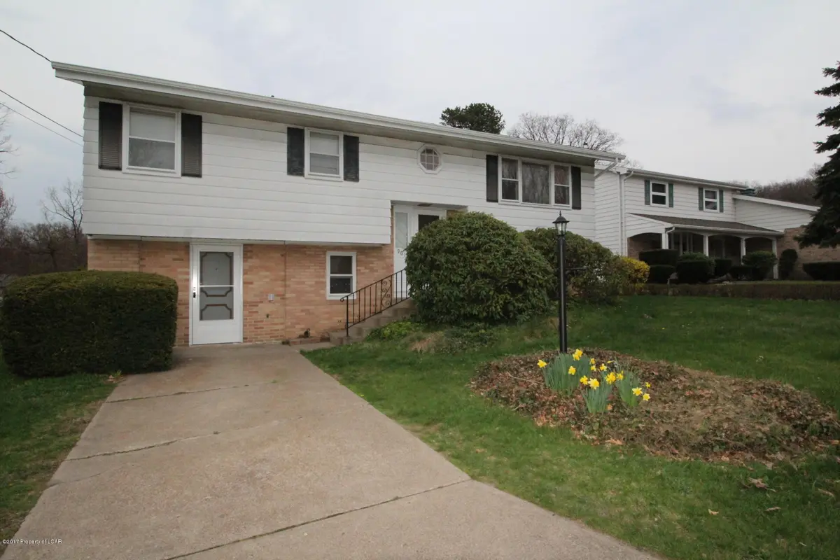 961 Seybert Street, Hazleton in Hazleton