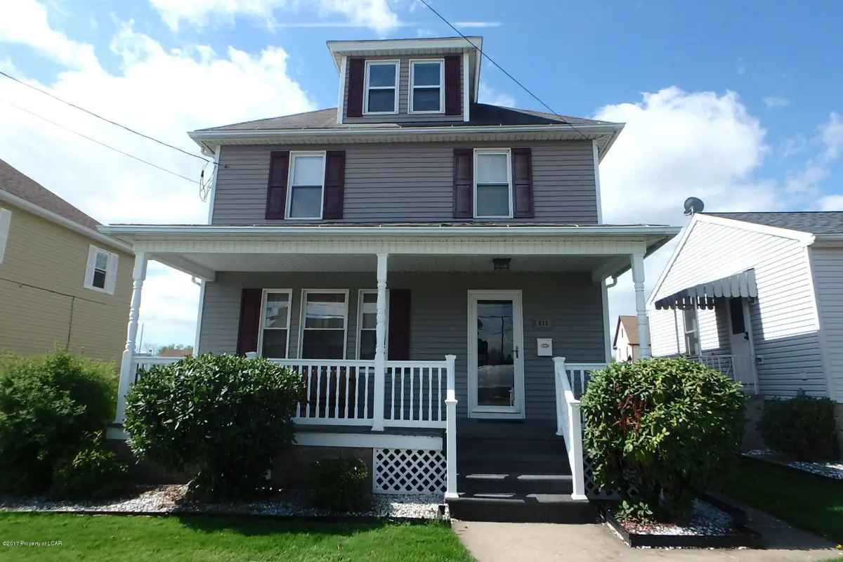 611 W Grove Street, Taylor in Taylor