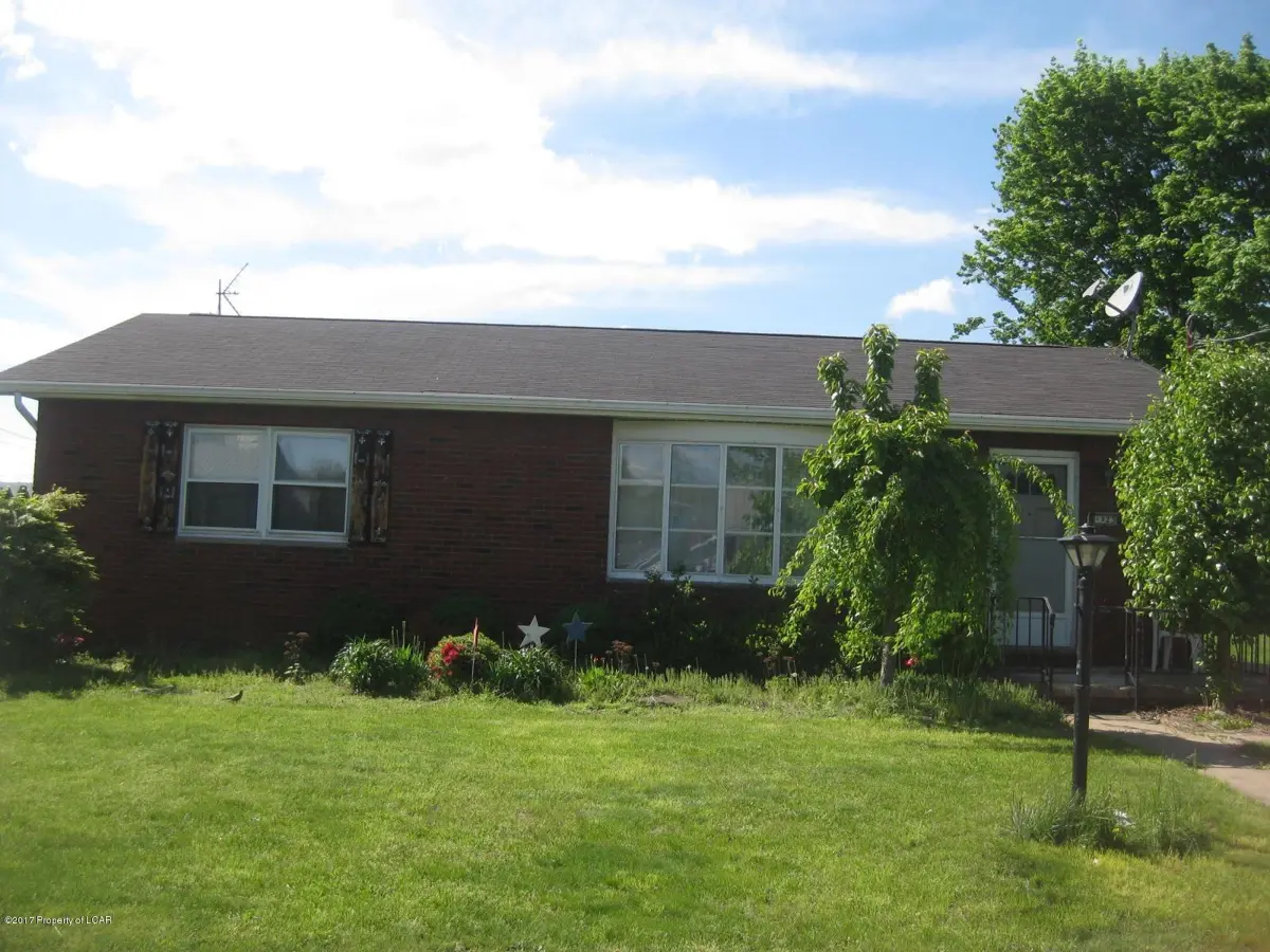 1023 Sively Street, Hanover Township in Hanover Township