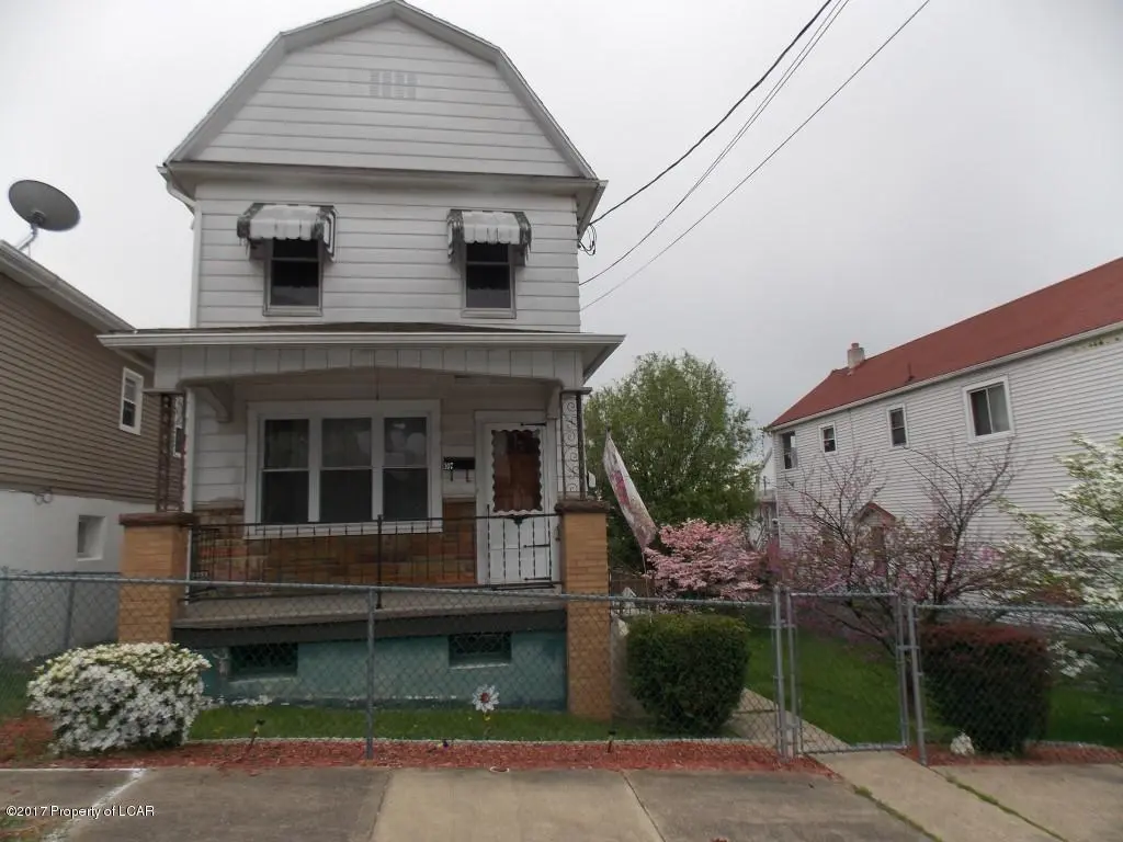 107 Elk Street, Hanover Township in Hanover Township