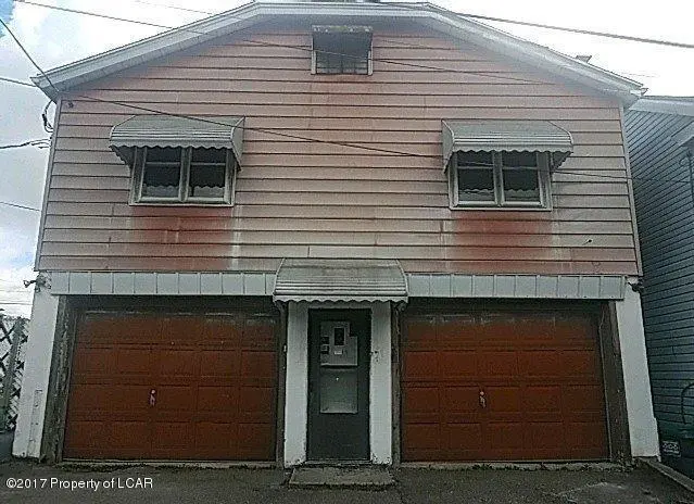 594 Freemont Court, Hazleton in Hazleton
