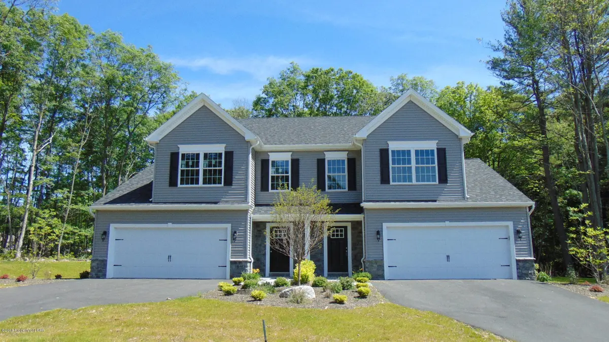 392 Sherwood Drive, Mountain Top in Mountain Top