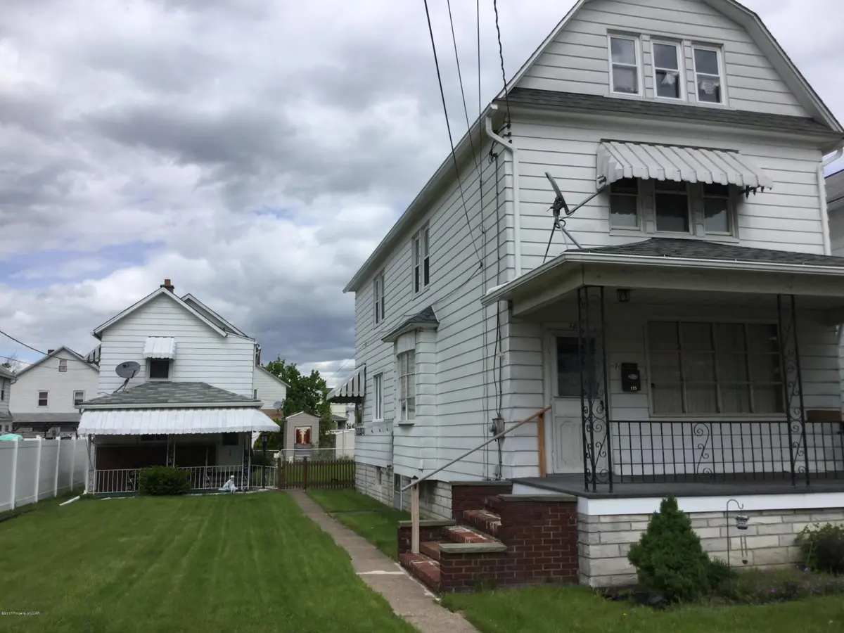 125/127 Meyers Street, Edwardsville in Edwardsville