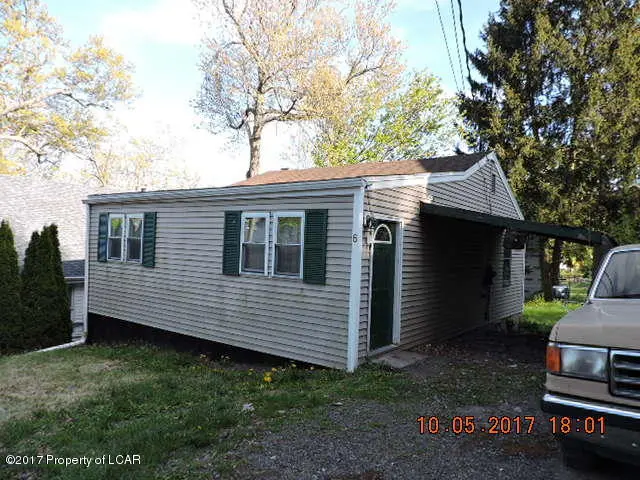 6 Pearl Street, Lake Silkworth in Lake Silkworth