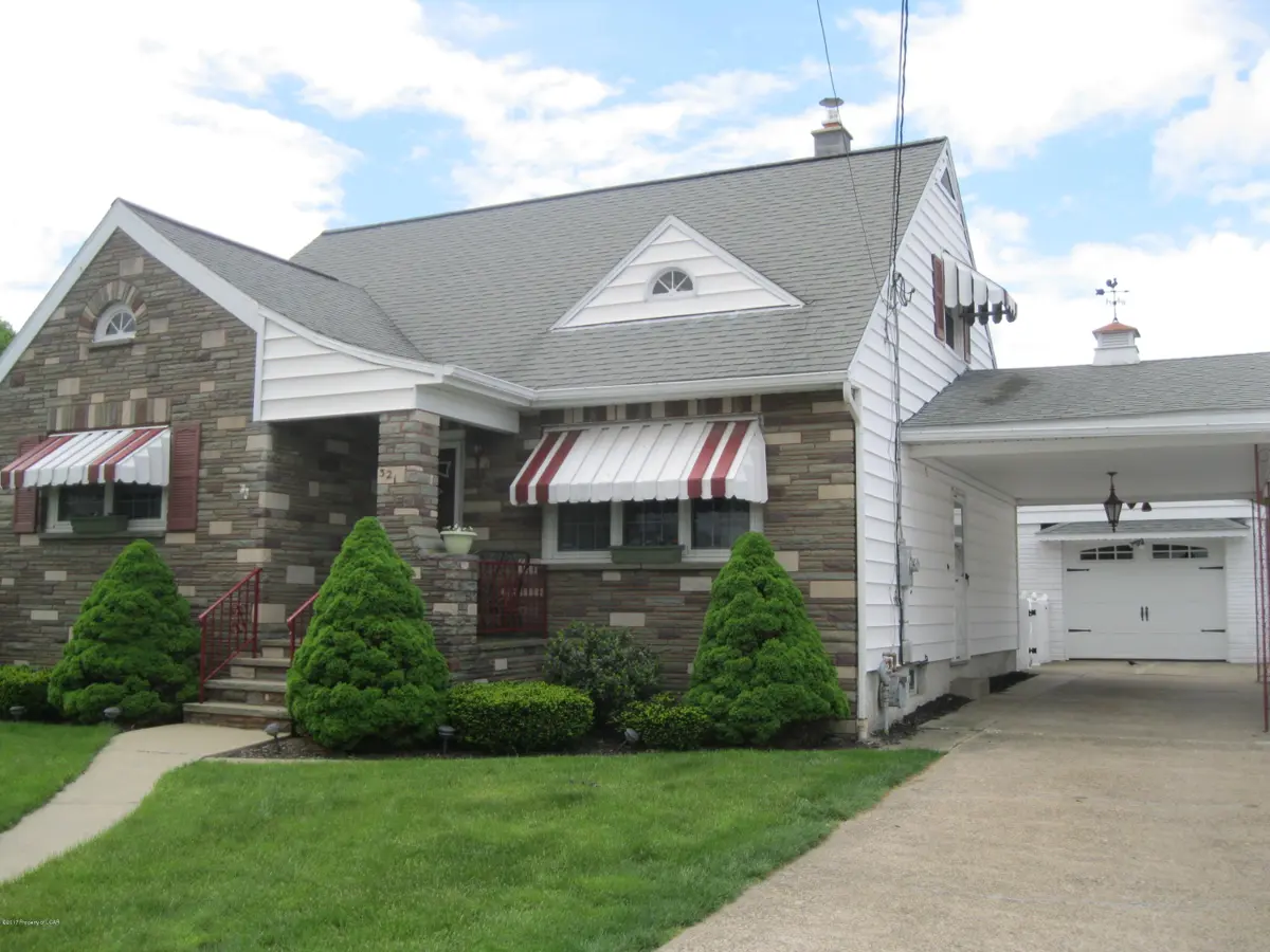 321 Chase Street, West Pittston in West Pittston