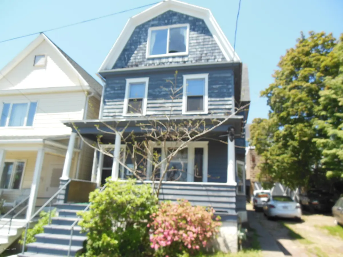 604 N Washington Street, Wilkes-Barre in Wilkes-Barre