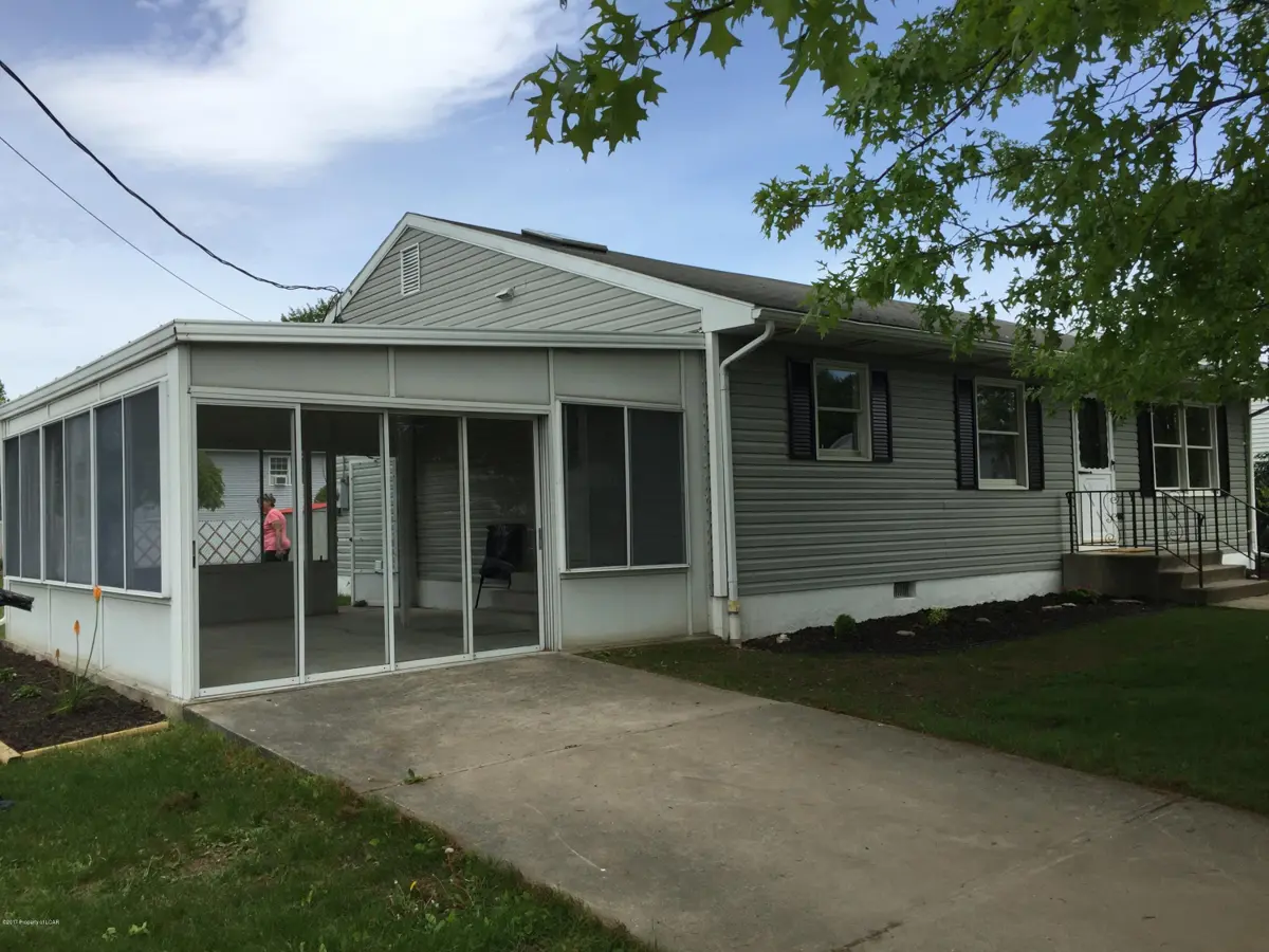 131 West Hall Street, Swoyersville in Swoyersville